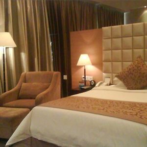 Single Twin Room Smoking